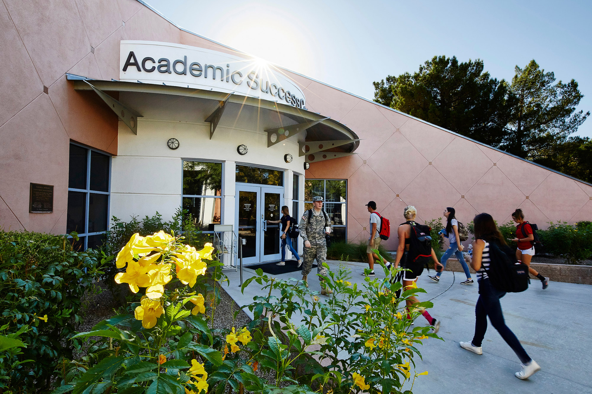 Students walking to and from the UNLV Academic Success Center.
