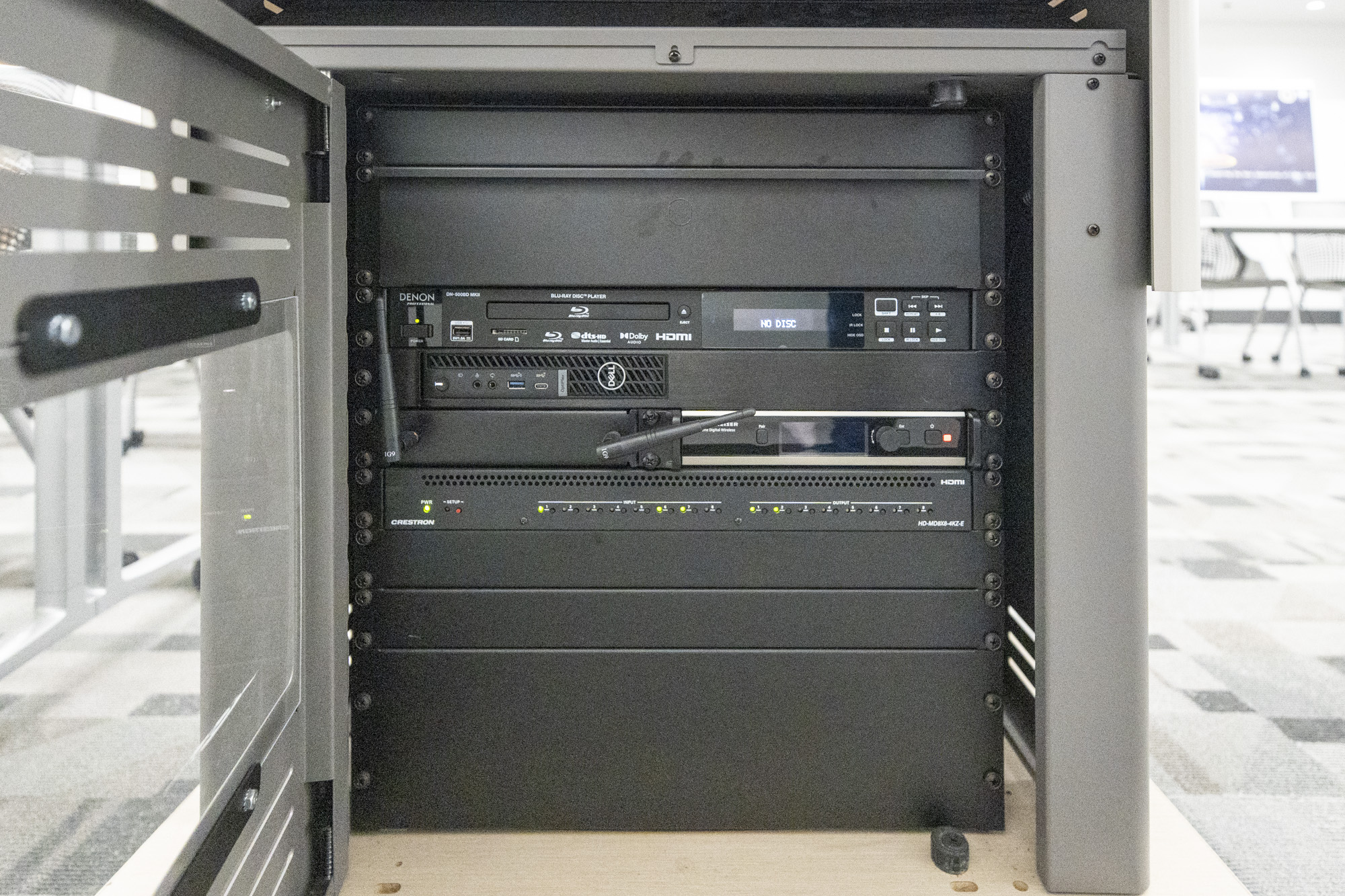 Equipment rack