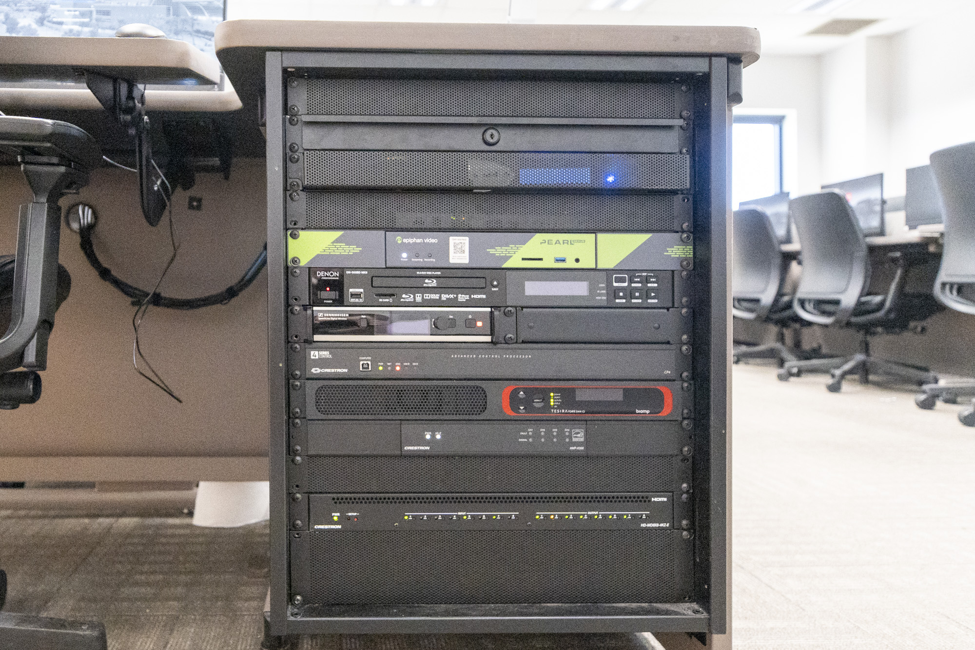 Equipment rack
