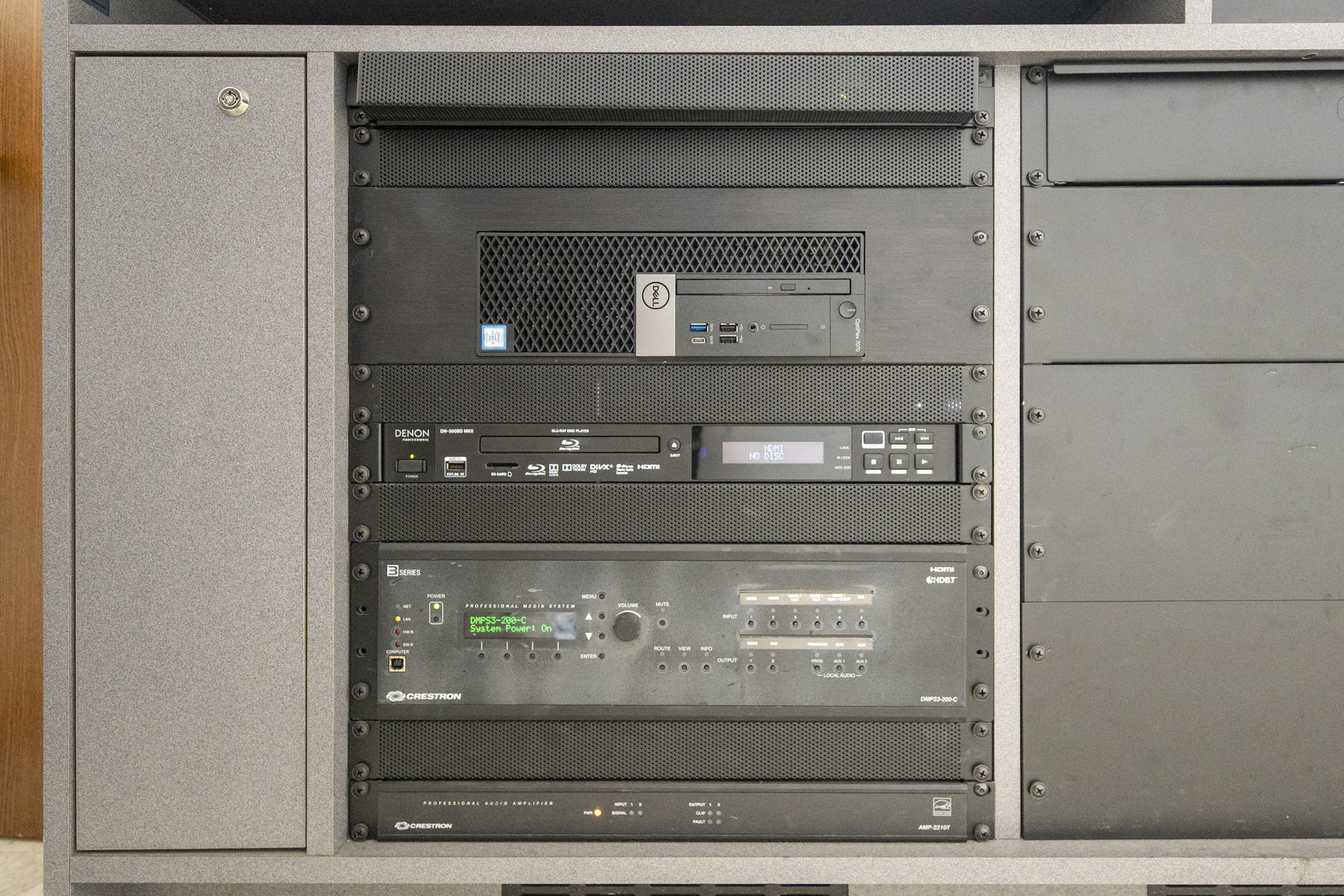 Equipment rack