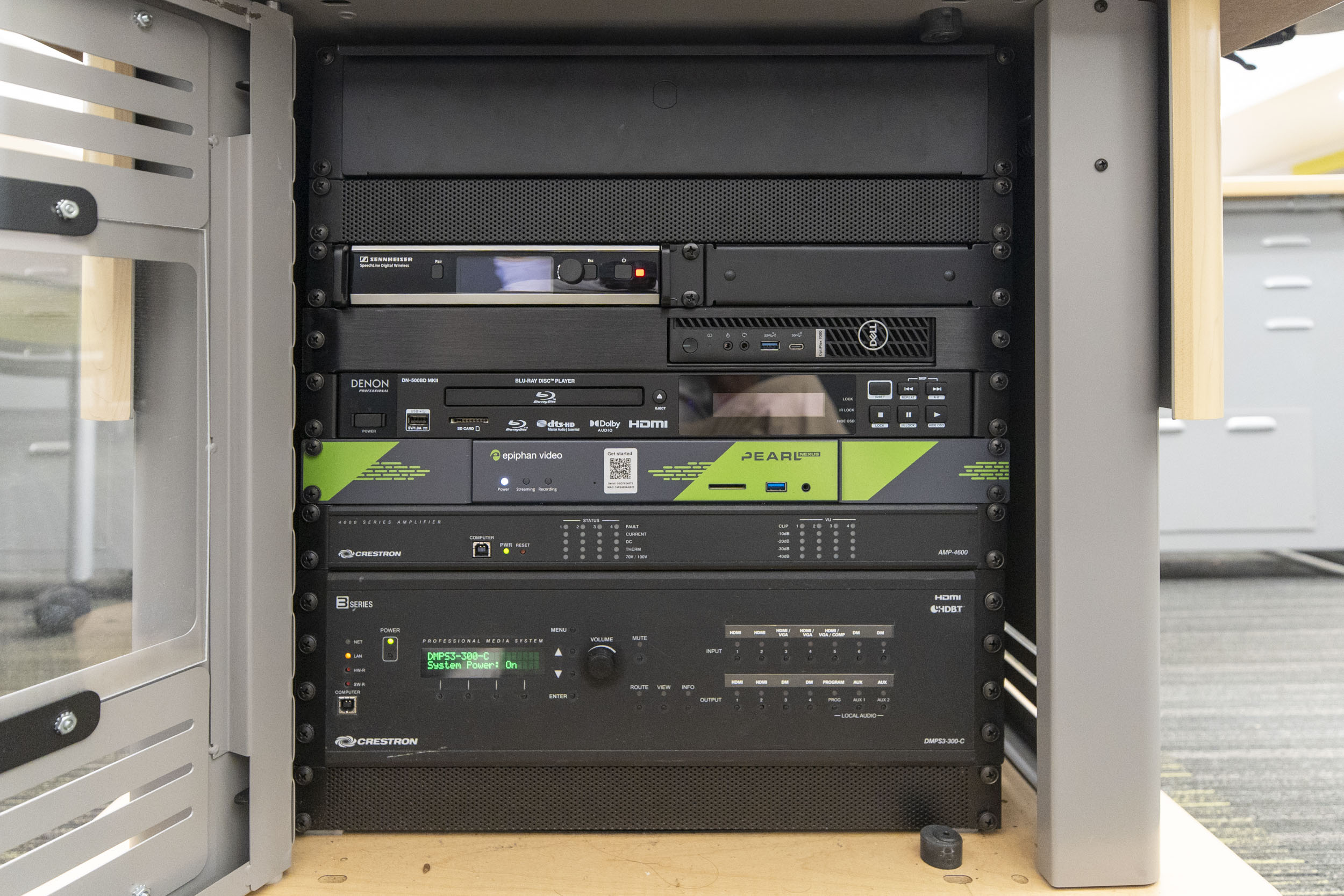 Equipment rack