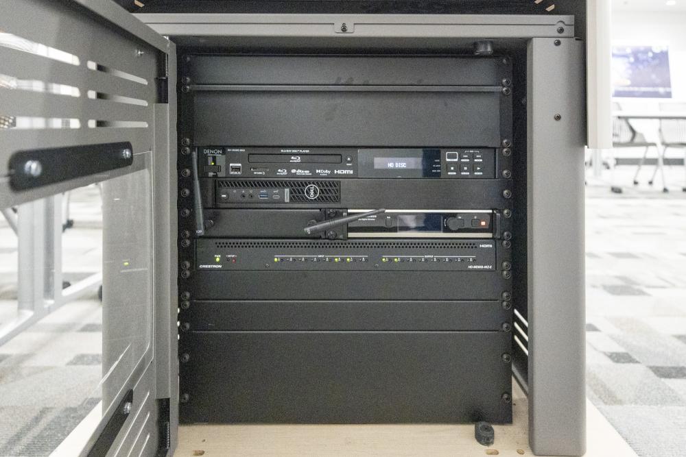 Equipment rack