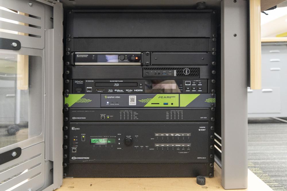 Equipment rack