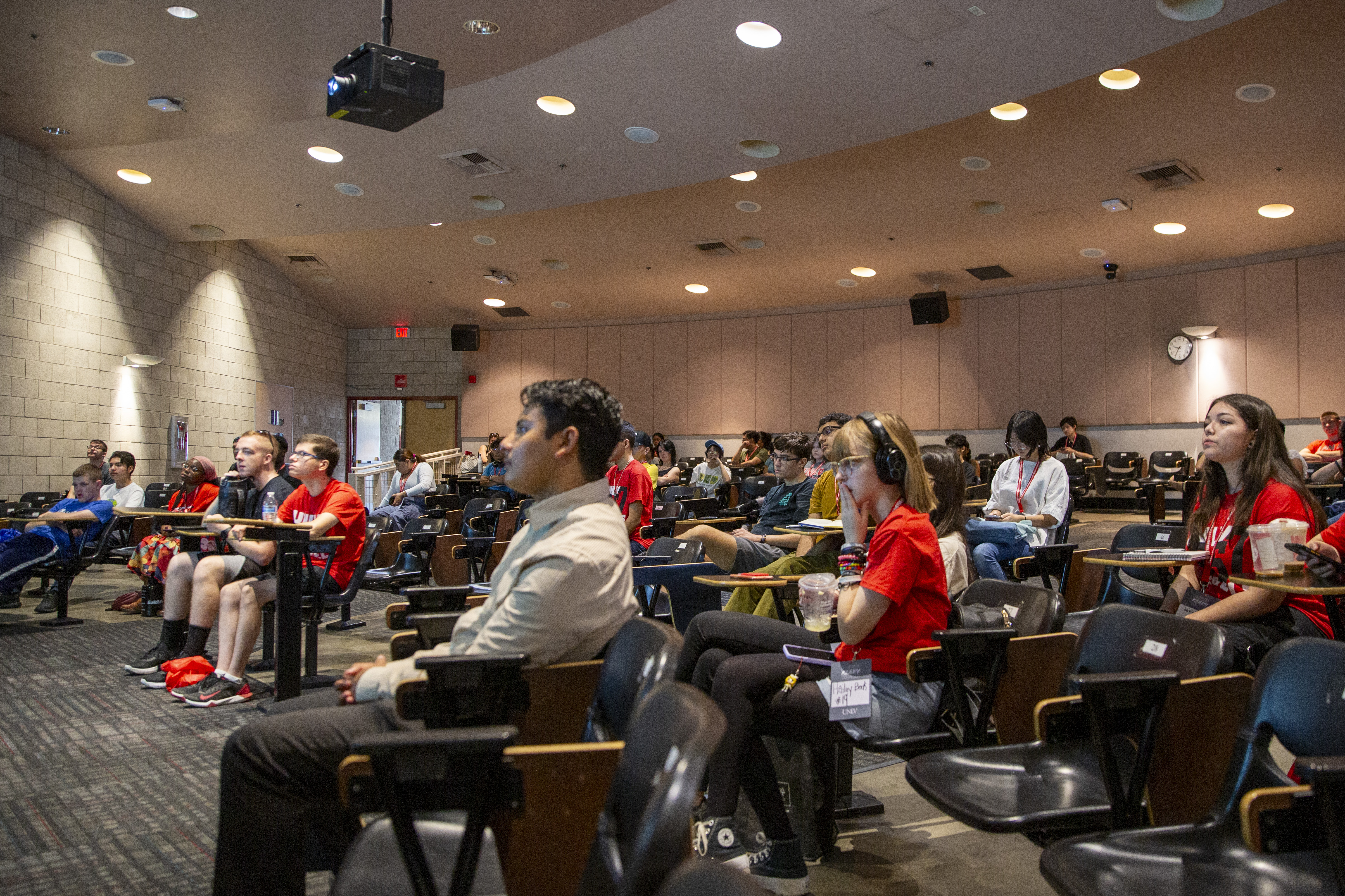 An auditorium full of students attending an IT hosted presentation during Rebel Ready Week